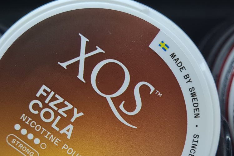 XQS Fizzy cola nikotin snus