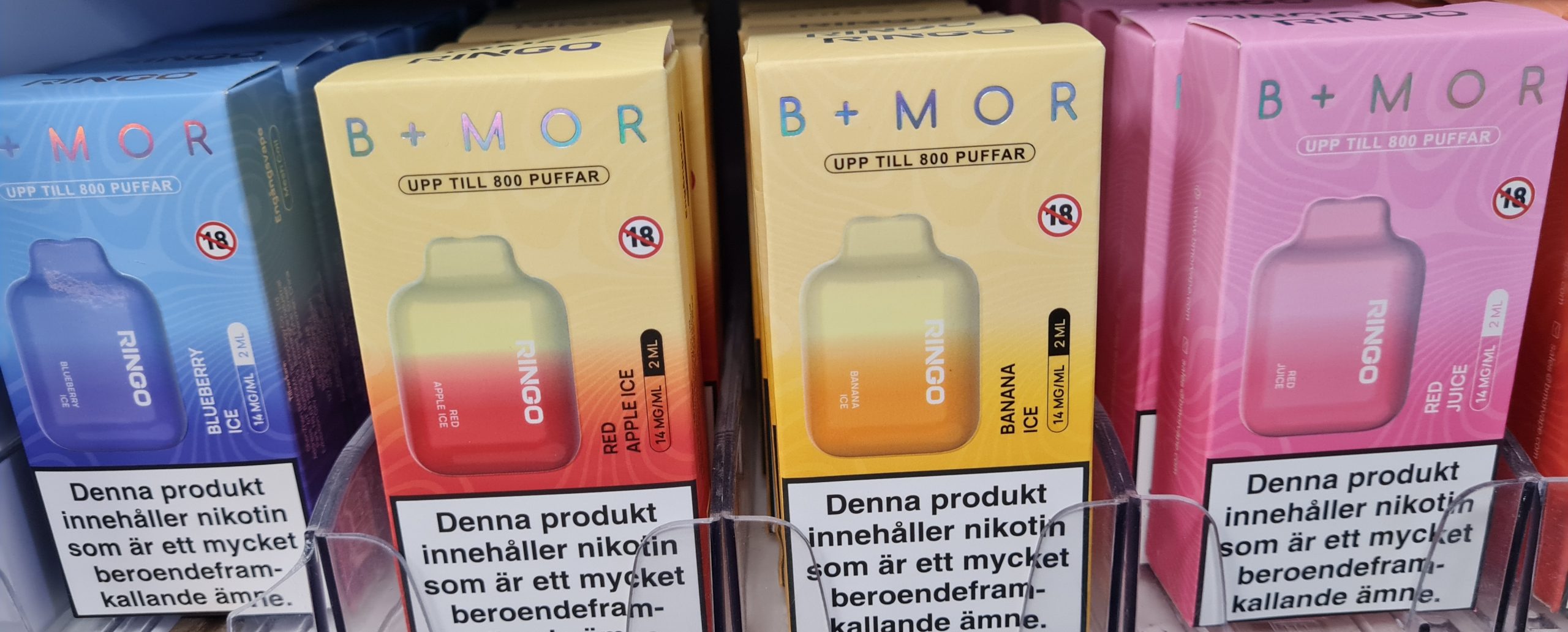 B + MOR upp till 800 puffar med bl. a smaken banana ice och red apple ice